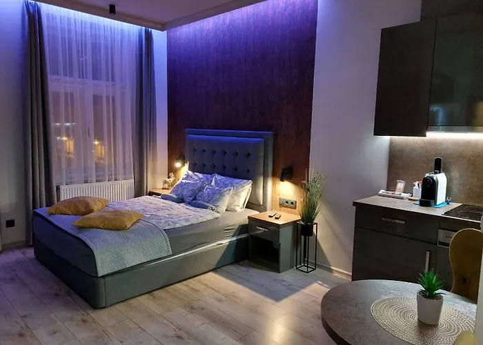 Silver Dawn Apartments