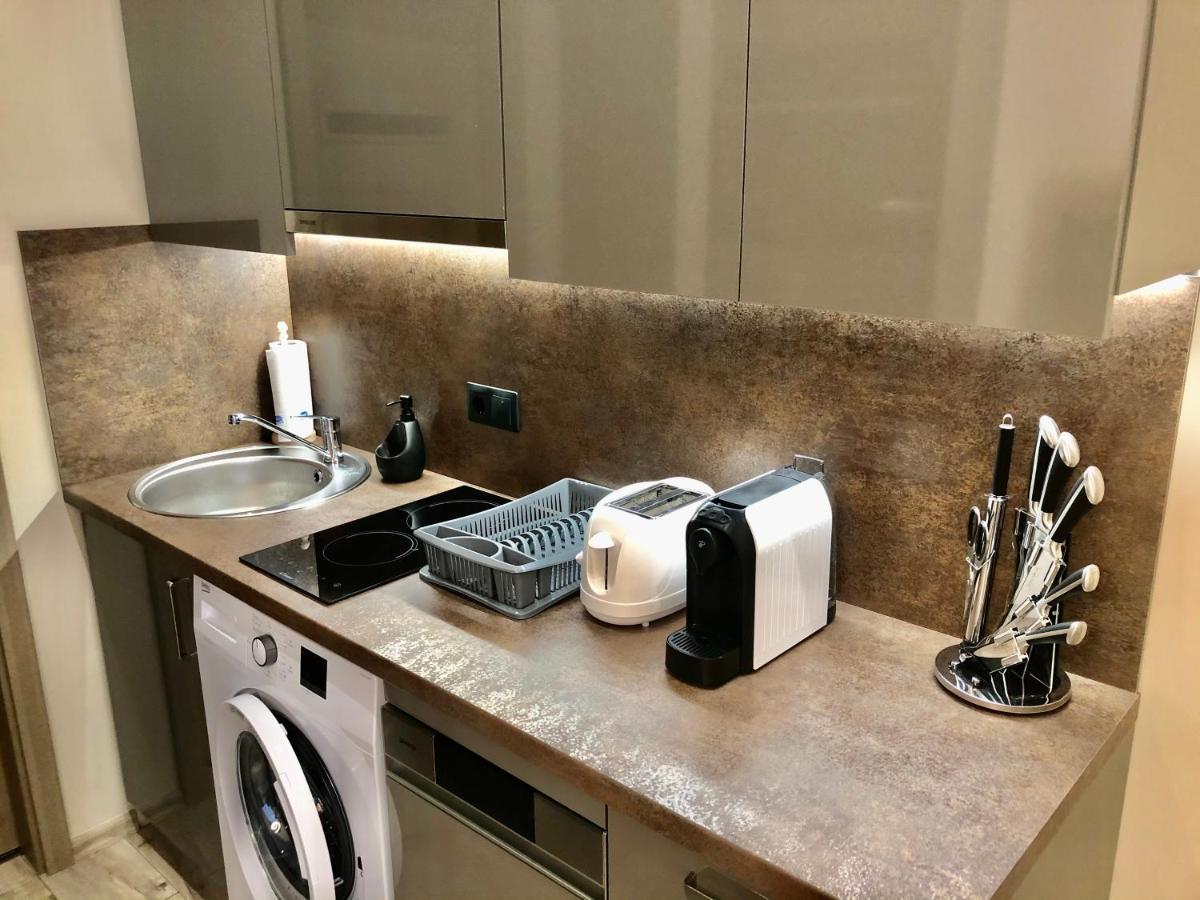 Silver Dawn Apartment